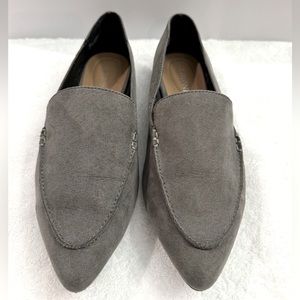 Layne Bryant Women’s Gray Suede Pointed Toe Flat Loafer Size 8W